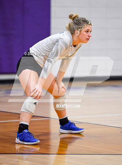 Thumbnail 1 in St. Joseph Catholic vs Covenant Christian photogallery.