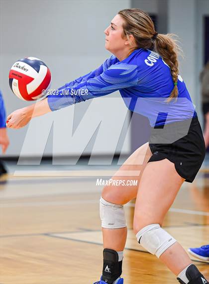 Thumbnail 1 in St. Joseph Catholic vs Covenant Christian photogallery.