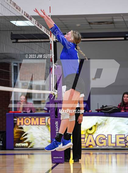 Thumbnail 2 in St. Joseph Catholic vs Covenant Christian photogallery.