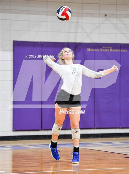 Thumbnail 1 in St. Joseph Catholic vs Covenant Christian photogallery.