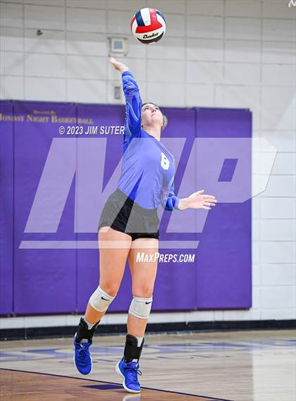 Thumbnail 1 in St. Joseph Catholic vs Covenant Christian photogallery.