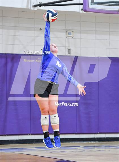 Thumbnail 2 in St. Joseph Catholic vs Covenant Christian photogallery.
