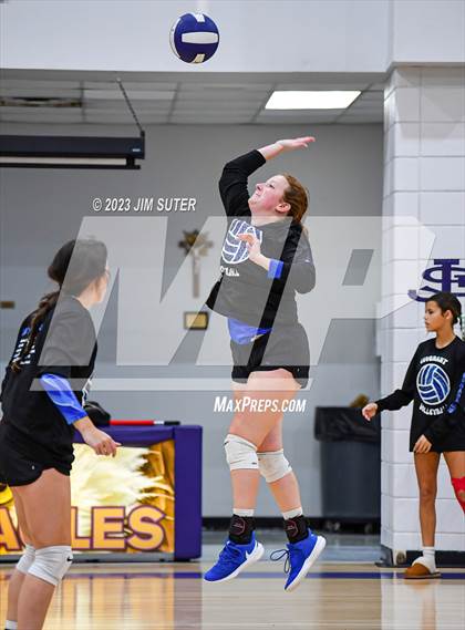 Thumbnail 1 in St. Joseph Catholic vs Covenant Christian photogallery.