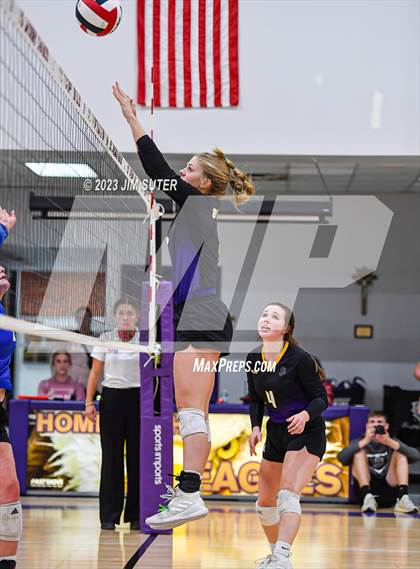 Thumbnail 2 in St. Joseph Catholic vs Covenant Christian photogallery.