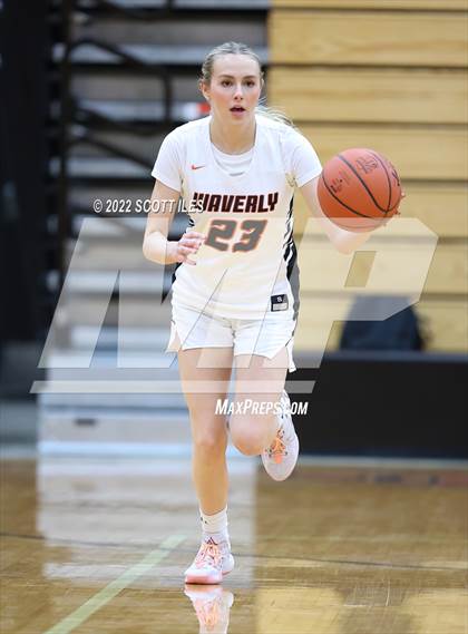 Thumbnail 1 in Chillicothe vs Waverly (OHSAA D2 Sectional Playoff) photogallery.