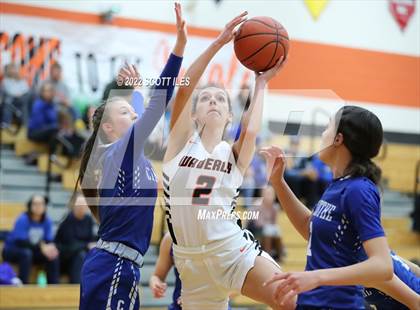 Thumbnail 3 in Chillicothe vs Waverly (OHSAA D2 Sectional Playoff) photogallery.