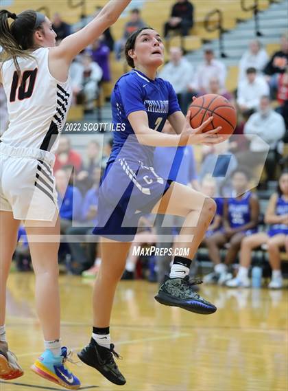 Thumbnail 2 in Chillicothe vs Waverly (OHSAA D2 Sectional Playoff) photogallery.