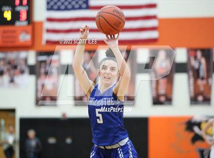 Thumbnail 1 in Chillicothe vs Waverly (OHSAA D2 Sectional Playoff) photogallery.