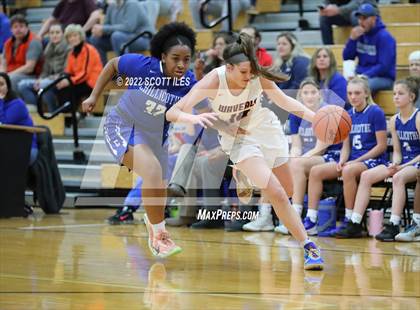 Thumbnail 2 in Chillicothe vs Waverly (OHSAA D2 Sectional Playoff) photogallery.