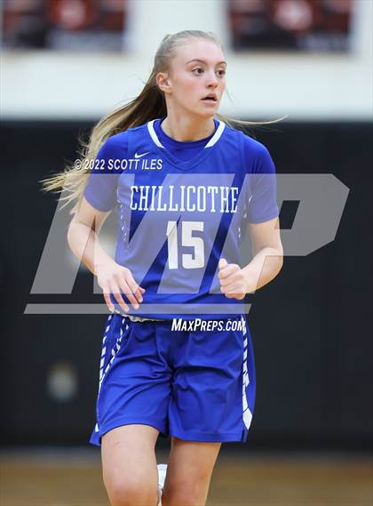 Thumbnail 3 in Chillicothe vs Waverly (OHSAA D2 Sectional Playoff) photogallery.