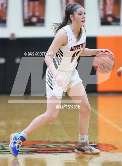 Thumbnail 1 in Chillicothe vs Waverly (OHSAA D2 Sectional Playoff) photogallery.