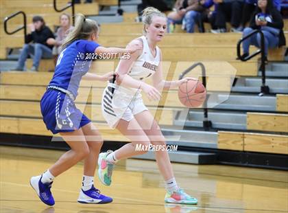 Thumbnail 2 in Chillicothe vs Waverly (OHSAA D2 Sectional Playoff) photogallery.