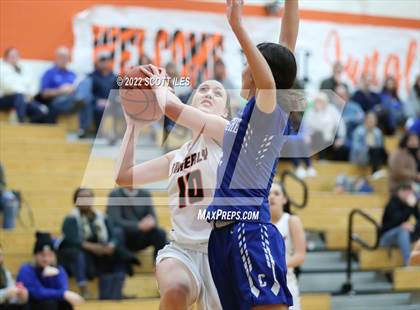 Thumbnail 1 in Chillicothe vs Waverly (OHSAA D2 Sectional Playoff) photogallery.