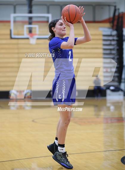 Thumbnail 1 in Chillicothe vs Waverly (OHSAA D2 Sectional Playoff) photogallery.