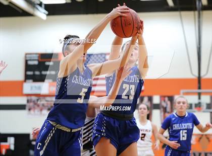 Thumbnail 2 in Chillicothe vs Waverly (OHSAA D2 Sectional Playoff) photogallery.