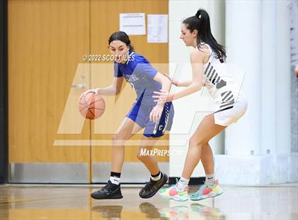 Thumbnail 3 in Chillicothe vs Waverly (OHSAA D2 Sectional Playoff) photogallery.