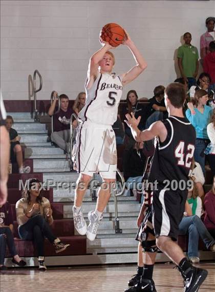 Thumbnail 3 in Maryville @ Bearden photogallery.