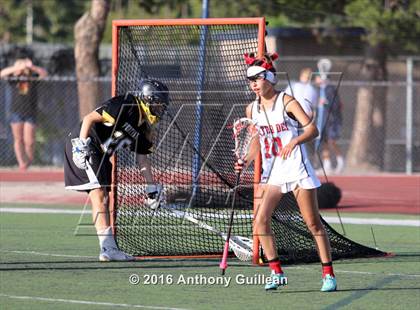 Thumbnail 2 in Foothill vs. Mater Dei (Orange County Championship Final) photogallery.