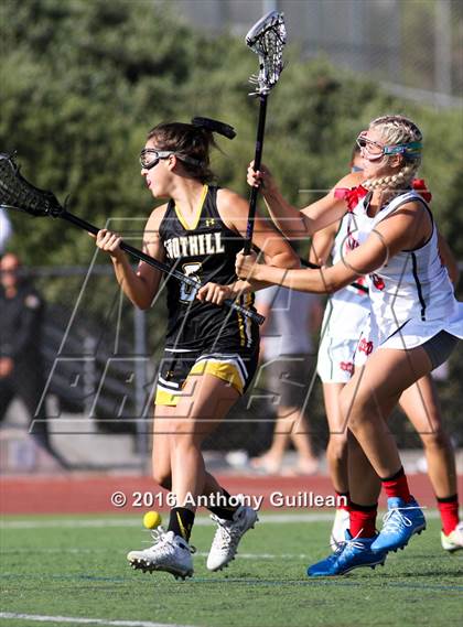 Thumbnail 2 in Foothill vs. Mater Dei (Orange County Championship Final) photogallery.