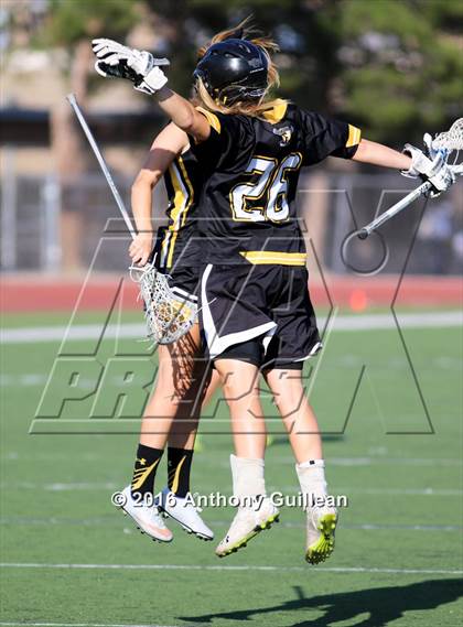 Thumbnail 3 in Foothill vs. Mater Dei (Orange County Championship Final) photogallery.