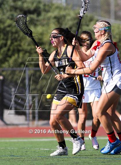 Thumbnail 1 in Foothill vs. Mater Dei (Orange County Championship Final) photogallery.