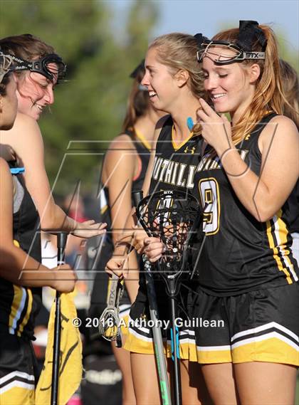Thumbnail 1 in Foothill vs. Mater Dei (Orange County Championship Final) photogallery.