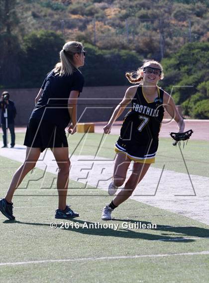 Thumbnail 3 in Foothill vs. Mater Dei (Orange County Championship Final) photogallery.