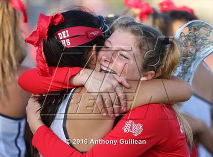 Thumbnail 3 in Foothill vs. Mater Dei (Orange County Championship Final) photogallery.