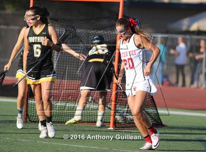 Thumbnail 2 in Foothill vs. Mater Dei (Orange County Championship Final) photogallery.