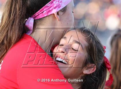 Thumbnail 2 in Foothill vs. Mater Dei (Orange County Championship Final) photogallery.