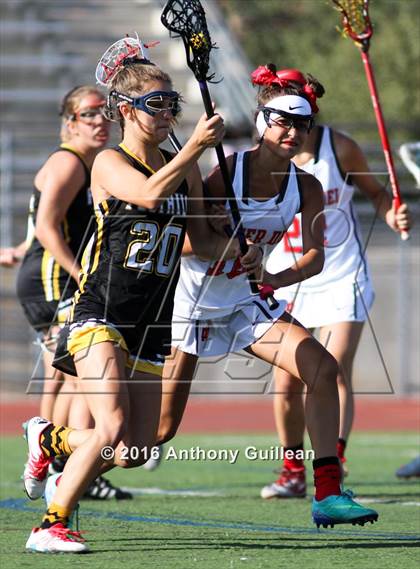 Thumbnail 3 in Foothill vs. Mater Dei (Orange County Championship Final) photogallery.