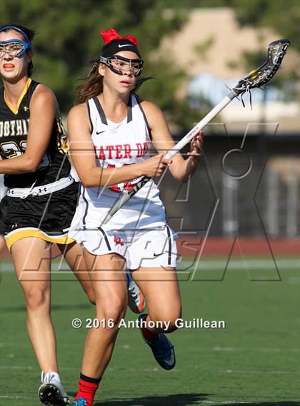 Thumbnail 1 in Foothill vs. Mater Dei (Orange County Championship Final) photogallery.