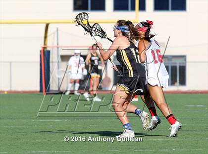 Thumbnail 3 in Foothill vs. Mater Dei (Orange County Championship Final) photogallery.