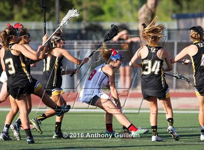 Thumbnail 2 in Foothill vs. Mater Dei (Orange County Championship Final) photogallery.