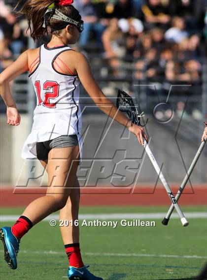 Thumbnail 1 in Foothill vs. Mater Dei (Orange County Championship Final) photogallery.