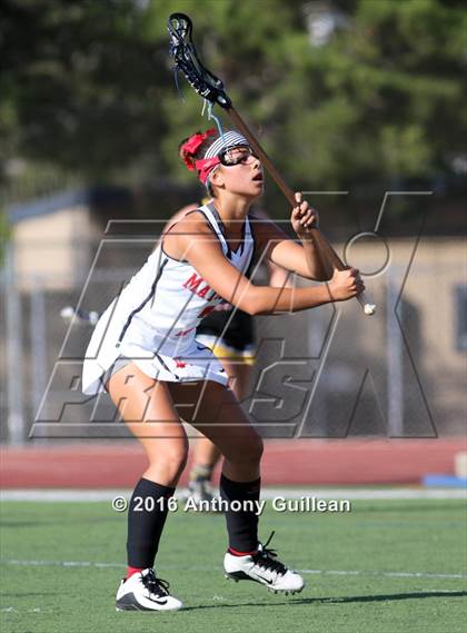 Thumbnail 3 in Foothill vs. Mater Dei (Orange County Championship Final) photogallery.