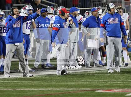 Thumbnail 3 in Lake Travis vs Westlake photogallery.