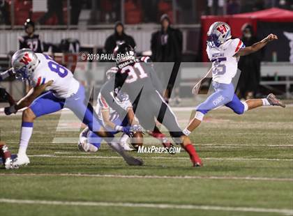 Thumbnail 3 in Lake Travis vs Westlake photogallery.
