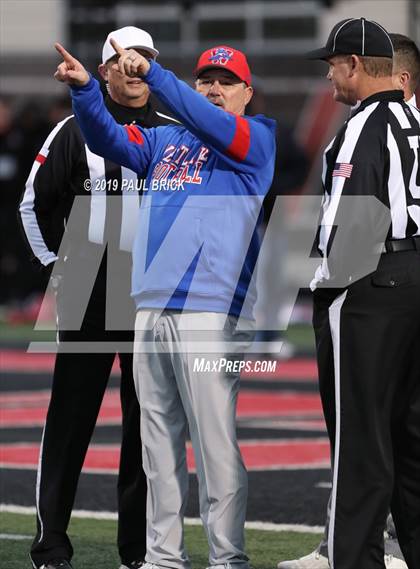 Thumbnail 1 in Lake Travis vs Westlake photogallery.