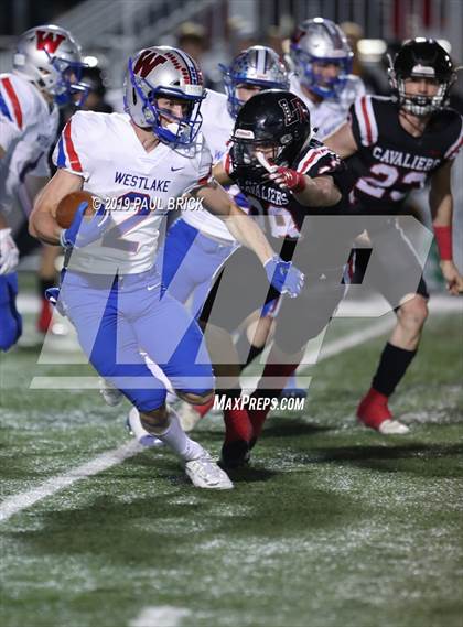 Thumbnail 3 in Lake Travis vs Westlake photogallery.