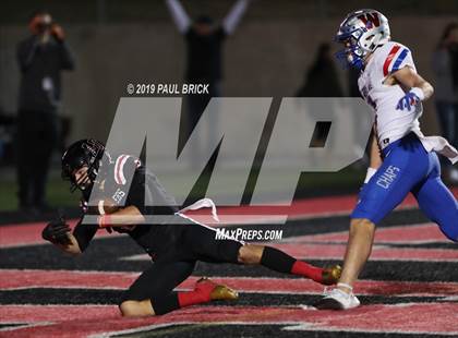 Thumbnail 3 in Lake Travis vs Westlake photogallery.