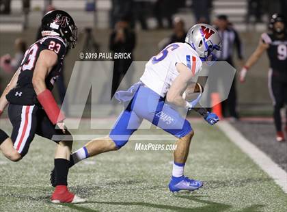 Thumbnail 2 in Lake Travis vs Westlake photogallery.