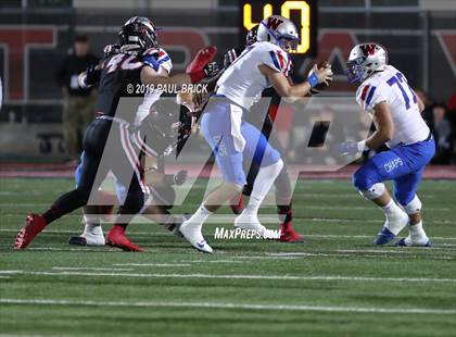 Thumbnail 2 in Lake Travis vs Westlake photogallery.