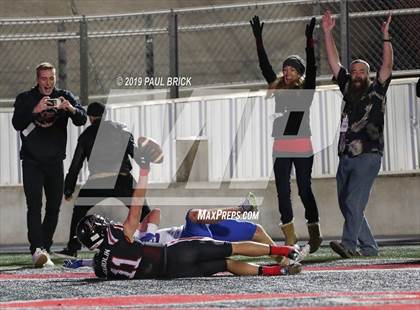 Thumbnail 2 in Lake Travis vs Westlake photogallery.
