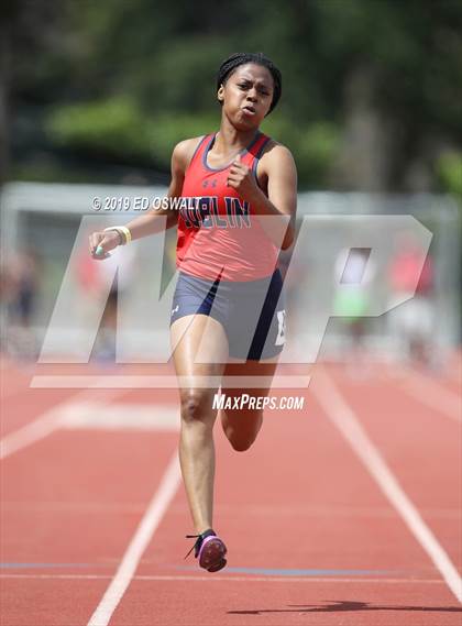 Thumbnail 2 in CIF NCS Meet of Champions (Girls 100 and 400 Meter) photogallery.