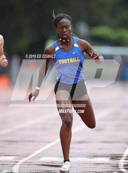 Thumbnail 1 in CIF NCS Meet of Champions (Girls 100 and 400 Meter) photogallery.
