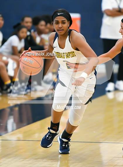 Thumbnail 2 in Riverdale Baptist vs. Millennium (Nike Tournament of Champions)  photogallery.