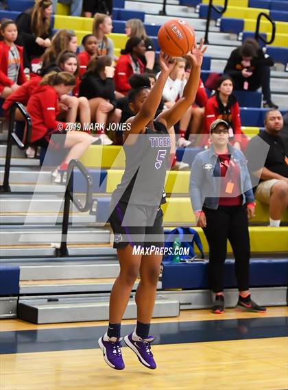 Thumbnail 2 in Riverdale Baptist vs. Millennium (Nike Tournament of Champions)  photogallery.
