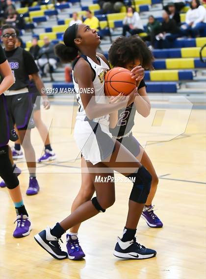 Thumbnail 2 in Riverdale Baptist vs. Millennium (Nike Tournament of Champions)  photogallery.