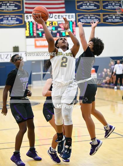 Thumbnail 1 in Riverdale Baptist vs. Millennium (Nike Tournament of Champions)  photogallery.